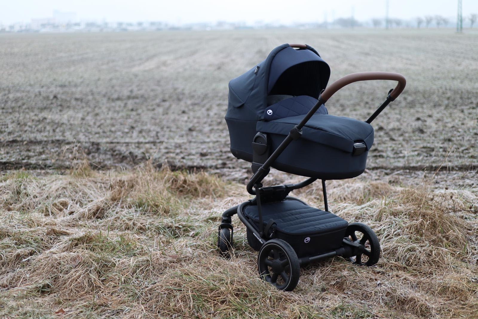 Easywalker Harvey2 stroller review: a in a lightweight package | Strollberry expert reviews & news